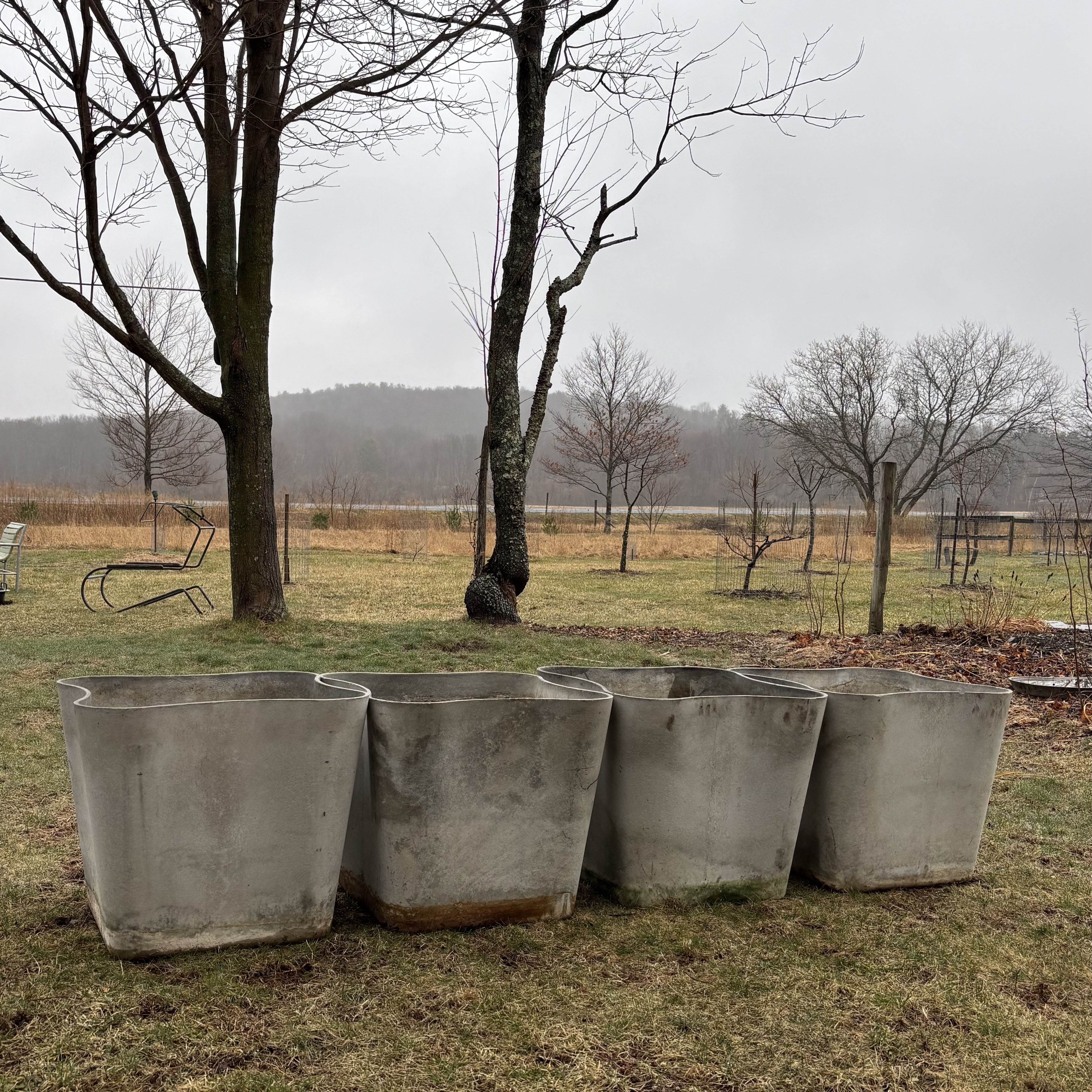 Large Fiber Concrete Pot Image